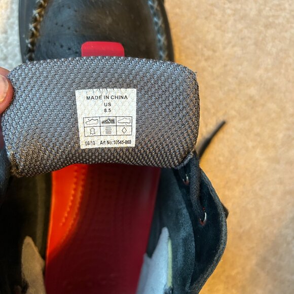 Crocs Linden Boots Men's Size 8.5 Black Gray leather 10545-060 - Picture 10 of 10